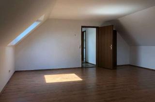 Wohnung mieten in Friedrich-Ebert-Straße 377, 58566 Kierspe, 2-Zimmer-Dachgeschosswohnung mit Balkon in Kierspe