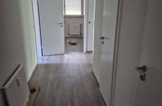 Wohnung mieten in An Der Kolpingschule, 41516 Grevenbroich, Wohnung mit 3 Zimmern und kleinem Garten in Grevenbroich