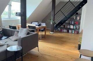 Wohnung mieten in Austrasse 94, 90429 Nürnberg, Stilvolle Maisonette-Dachgeschosswohnung mit Galerie – ca. 105 m² Wohnfläche