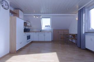 Wohnung mieten in 63329 Egelsbach, Möblierte 2-Zimmer-Wohnung mit EBK in ruhiger, zentraler Lage in Egelsbach
