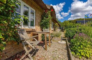 Haus kaufen in 24966 Sörup, Reetkate für´s Herz - 3 Wohnungen - idyllische Feldrandlage