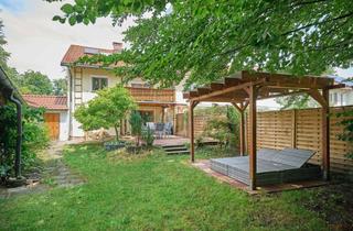 Haus kaufen in 82538 Geretsried, Reiheneckhaus - Zentral mit großem Garten!
