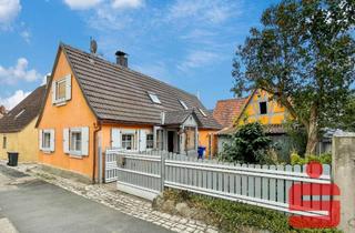 Haus kaufen in 97340 Martinsheim, Wohnhaus mit Potenzial zur individuellen Modernisierung!