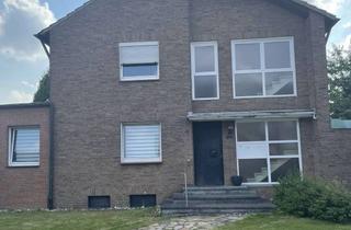 Haus kaufen in 46569 Hünxe, Ruhiges Wohnen im grünen Hünxe im freistehenden Zweifamilienhaus
