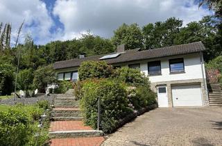 Haus kaufen in 37619 Hehlen, Attraktiver Bungalow mit parkähnlichem Garten – Ruhige Lage und viel Platz zum Wohlfühlen!