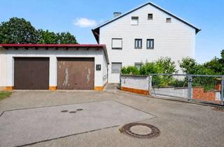 Mehrfamilienhaus kaufen in 91154 Roth, Investment mit Potenzial: Großzügiges Mehrfamilienhaus in Roth-Unterheckenhofen