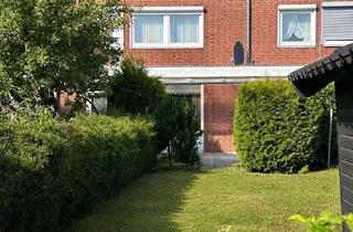 Reihenhaus kaufen in 23564 St. Gertrud, Provisionsfrei: Reihenhaus mit Garten in begehrter Wakenitznähe