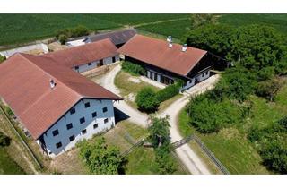 Haus kaufen in 83342 Tacherting, Ein Hofanwesen für Menschen mit Visionen – Wohnen, Pferdehaltung und Arbeiten auf über 13.000 m²