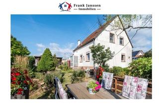 Einfamilienhaus kaufen in 54636 Ehlenz, Freistehendes Einfamilienhaus in Ehlenz I Toller Garten I 3 Schlafzimmer & 2 Badezimmer I Sauna