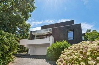 Haus kaufen in 66663 Merzig, Architektonisches Statement-mit Indoor-Pool und Wellnessbereich