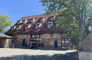 Anlageobjekt in 90449 Gebersdorf, Kapitalanlage: vermietete Wohneinheit im schön renoviertem Sandsteinhaus mit Garten & Solaranlage