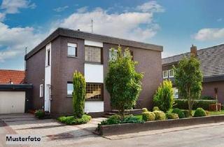 Anlageobjekt in Ehrenstraße xxx, 53881 Euskirchen, Dreifamilienhaus nebst Garten und Garage