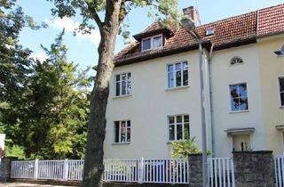 Anlageobjekt in 10318 Karlshorst, 30-er Jahre Mehrfamilienhaus in Karlshorst mit Leerwohnung und Garten!