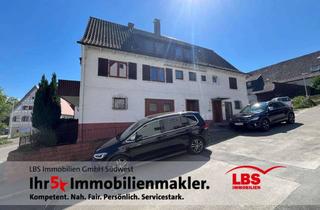 Grundstück zu kaufen in 72669 Unterensingen, Renovierungsbedürftiges 2-Fam.-Haus in ruhiger und dennoch zentraler Lage! Oder Abrisshaus!