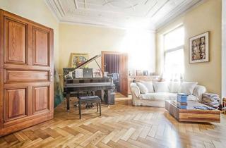 Wohnung kaufen in 40227 Oberbilk, Exklusive, traumschöne 5-Zimmer-Altbau-Wohnung mit 2 Balkonen und Einbauküche in Düsseldorf