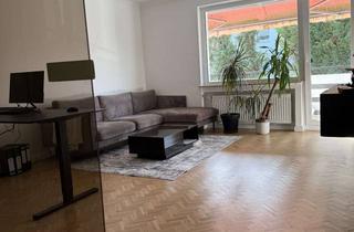 Wohnung kaufen in Hermann-Unger-Allee 72, 40667 Meerbusch, Schöne 2-Zimmer-Wohnung mit Balkon und Garage in Meerbusch