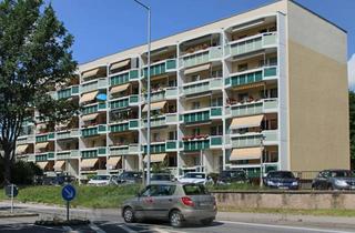 Wohnung mieten in J.-Kepler-Straße, 02625 Bautzen, ***Von oben sieht alles viel schöner aus*** Sanierte 3-Raumwohnung mit großem Balkon
