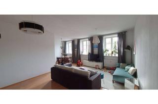 Wohnung mieten in 82362 Weilheim, Stilvolle 3-Zi.-Wohnung in historischem Weilheimer Stadthaus