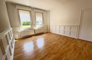Wohnung mieten in 66780 Rehlingen-Siersburg, Attraktive, neu renovierte 4-Zimmer-Altbau-Wohnung mit Balkon und Garage in Rehlingen-Siersburg