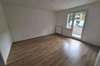Wohnung mieten in Berthold-Beitz-Boulevard/Bamlerstr. 489, 45141 Altenessen-Süd, EG - 2,5 Raum-Wohnung mit Balkon - sehr gepflegt!