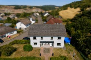 Haus kaufen in Hauptstraße 29, 55743 Gerach, Zweifamilienhaus mit ca. 220 m² Wohnfläche, 706 m² Grundstück, Garage & großem Garten in Gerach