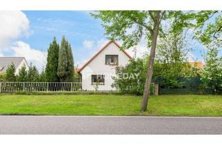 Einfamilienhaus kaufen in 15827 Blankenfelde-Mahlow, Familienidylle im Grünen – Gepflegtes Einfamilienhaus mit viel Platz auf 683 m² großem Grundstück