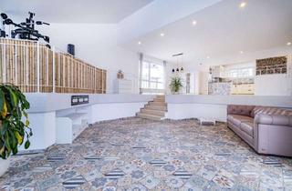 Haus mieten in 79112 Tiengen, Nur für kurze Zeit! Villa mit Hallenbad, Sauna und großem Garten
