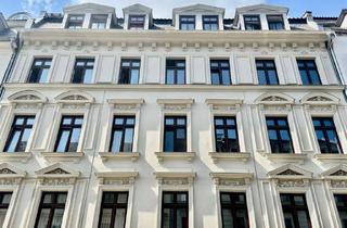 Wohnung kaufen in 04315 Leipzig, ERSTBEZUG NACH RENOVIERUNG | Stilvolle 3-Zimmer-Altbauwohnung mit Wintergarten & neuer Einbauküche