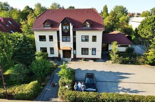 Anlageobjekt in Belmsdorfer Straße 26B, 01877 Bischofswerda, Modernes Architekten-Mehrfamilienhaus mit Arztpraxis und großem, sehr schönen angelegten Garten