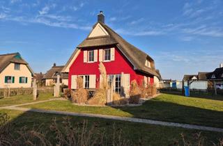 Haus kaufen in 23968 Zierow, Voll möbliertes großes Reetdach-Ferienhaus+Wellnessoase in Ostseenähe & guter Vermietungsauslastung
