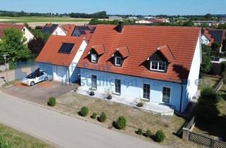 Anlageobjekt in 91710 Gunzenhausen, Vielseitiges Zweifamilienhaus mit zwei separaten Apartments in traumhafter Ortsrandlage von Aha