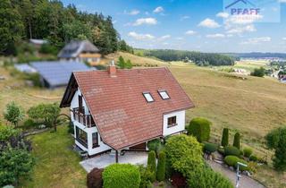 Haus kaufen in 78112 St. Georgen, Zuhause ankommen in St. Georgen im Scheffelweg! Weber-Haus mit traumhaftem Garten, Garage + Küche