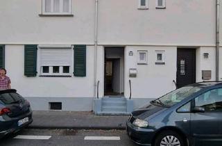 Haus kaufen in 52249 Eschweiler, Eschweiler - Reihenmittelhaus mit Garten und Terrasse in Eschweiler-Ost