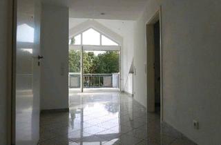 Wohnung kaufen in 64823 Groß-Umstadt, Groß-Umstadt - Exkl. lichtdurchfl. Trapez-3,5, Panoramagaube, Spitzboden-34 m² B