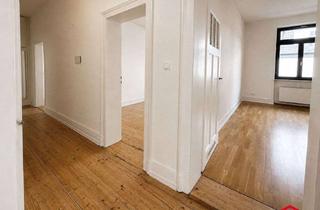 Wohnung kaufen in 60528 Niederrad, Altbau mit Charakter und Gartenblick in Frankfurt-Niederrad