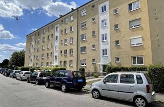 Wohnung kaufen in 86163 Hochzoll, Was für Handwerker! Kompakte Wohnung mit Wohnküche und Balkon in Augsburg-Hochzoll