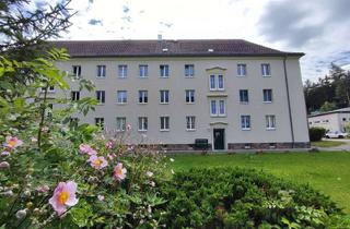 Wohnung kaufen in 09376 Oelsnitz, Große Eigentumswohnung zur Eigennutzung oder Vermietung in Oelsnitz