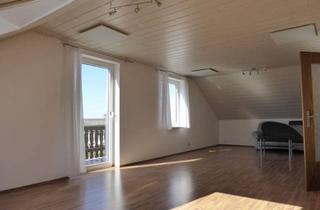 Wohnung mieten in Margeritenstraße 10, 97950 Großrinderfeld, Helle, freundliche 3 Zi Whg mit EBK 92 qm in Gerchsheim ab 01.10.26 zu vermieten