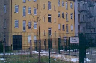 Wohnung mieten in Zwenkauer Straße, 04420 Markranstädt, Erstbezug nach Sanierung! Geräumige 1-Raumwohnung mit Badewanne & offene Küche
