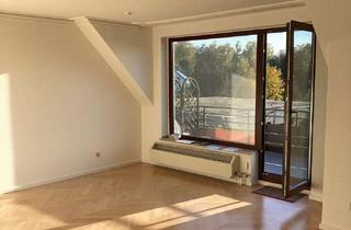Wohnung mieten in Lohstraße 27, 45359 Bedingrade, Helle 4 Zi. Dachgeschosswohnung mit Balkon