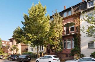 Wohnung mieten in 63450 Hanau, Stilvolle Altbauwohnung in der Belle Etage mit 2 Balkonen in ruhiger Lage von Hanau
