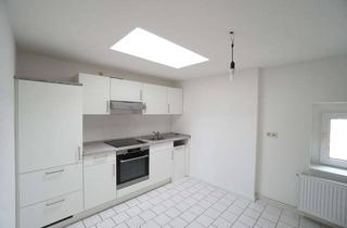 Wohnung mieten in Westring, 39108 Stadtfeld Ost, INDIVIDUELLES DACHGESCHOSS MIT EINBAUKÜCHE