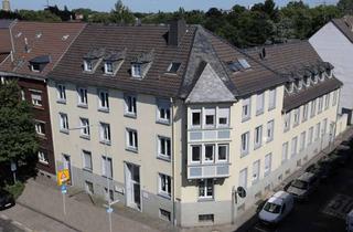 Wohnung mieten in Steckendorfer Straße 90, 47798 Stadtmitte, Helle 3-Zimmer-Altbauwohnung mit ca. 80 m² im Herzen von Krefeld