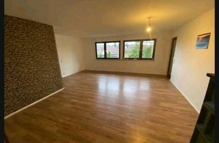 Wohnung mieten in Hauptstr 21, 73110 Hattenhofen, Alltagstaugliche 4-Zimmer-Wohnung in Hattenhofen