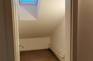 Wohnung mieten in Auf Dem Hang, 64846 Groß-Zimmern, Freundliche 3-Zimmer-Dachgeschosswohnung zur Miete in Groß-Zimmern