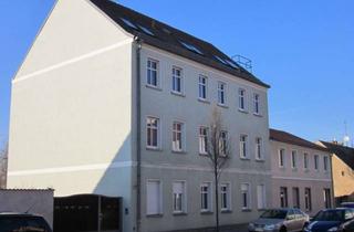 Wohnung mieten in Potsdamer Straße 49, 14943 Luckenwalde, Großräumige 3-Raum-Wohnung (Anfragen bitte nur per Mail)