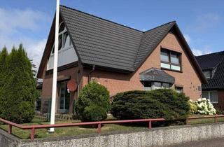 Einfamilienhaus kaufen in 24321 Lütjenburg, Zentral in Sackgassenlage gelegenes Einfamilienhaus