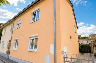 Mehrfamilienhaus kaufen in 94315 Straubing, Charmantes Mehrfamilienhaus mit drei Wohneinheiten in zentraler Lage von Straubing