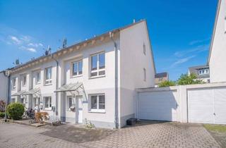 Haus kaufen in 65835 Liederbach, Mehr Raum, als man denkt: Reihenendhaus am Feldrand mit flexiblem Grundriss