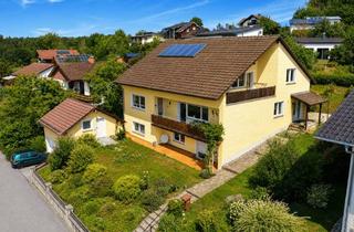 Mehrfamilienhaus kaufen in Lessingstraße, 94575 Windorf, Attraktives Mehrfamilienhaus mit drei Wohneinheiten und großem Grundstück